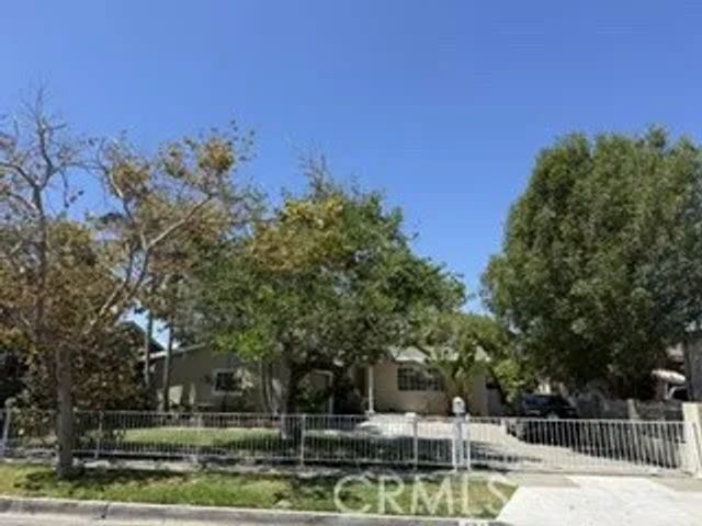 534 S Townsend Street, Santa Ana, CA 92703