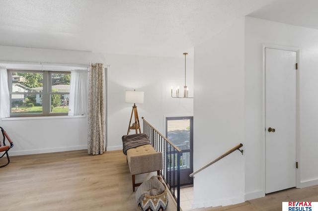 9417 Miami Street, Omaha, NE 68134