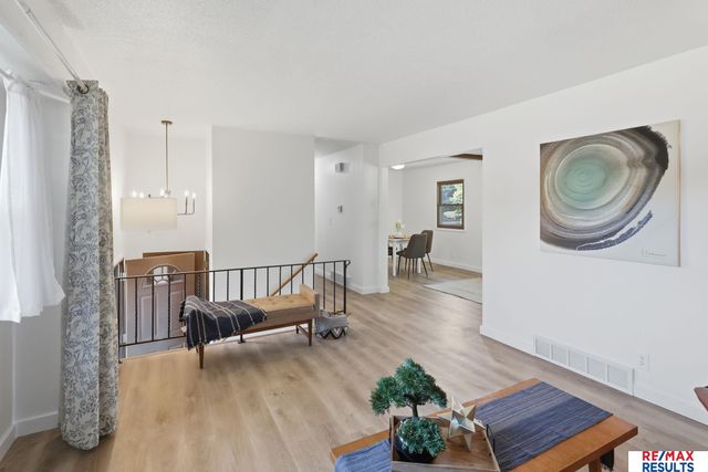 9417 Miami Street, Omaha, NE 68134