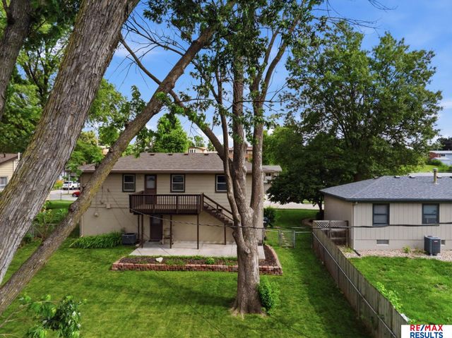 9417 Miami Street, Omaha, NE 68134