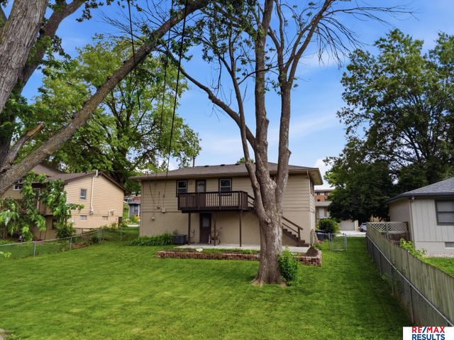 9417 Miami Street, Omaha, NE 68134