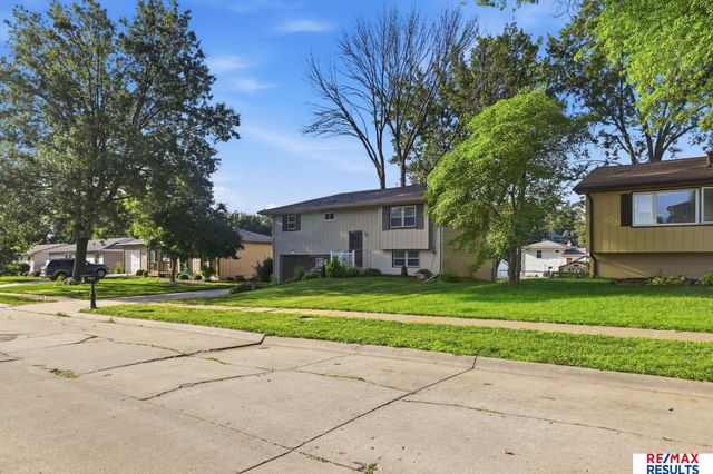 9417 Miami Street, Omaha, NE 68134