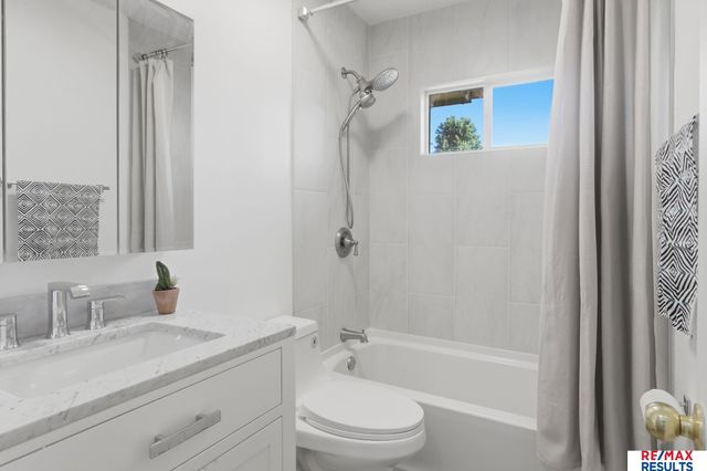 9417 Miami Street, Omaha, NE 68134