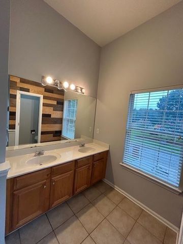 4350 Defoors Farm Trail, Powder Springs, GA 30127