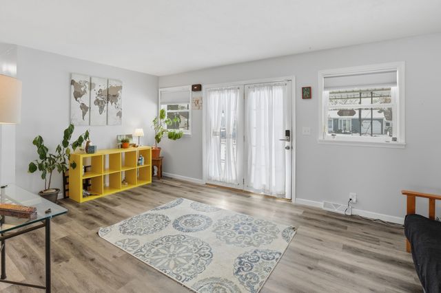 3281 Broadmore Drive, Bay City, MI 48706