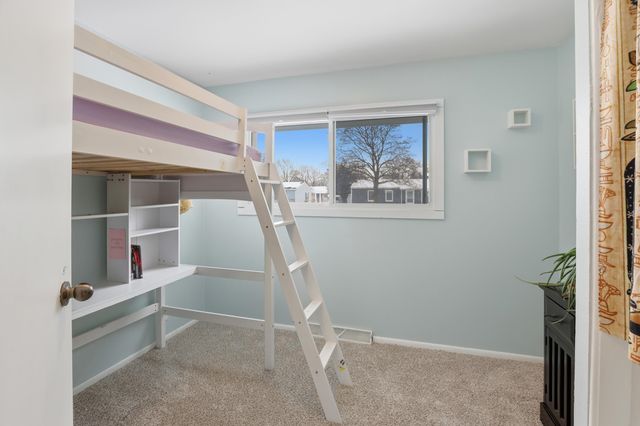 3281 Broadmore Drive, Bay City, MI 48706