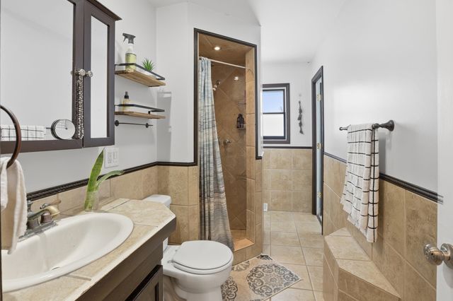 3281 Broadmore Drive, Bay City, MI 48706