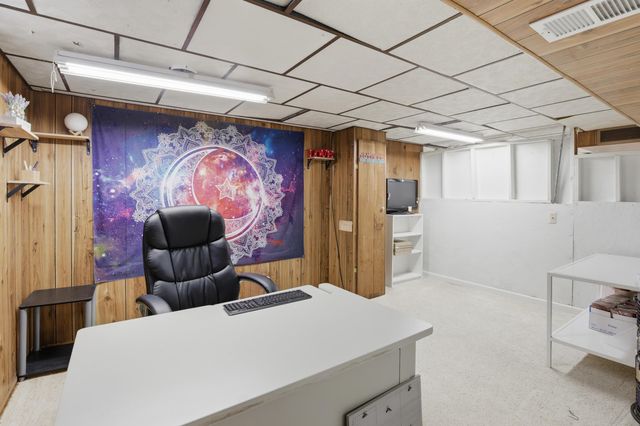 3281 Broadmore Drive, Bay City, MI 48706