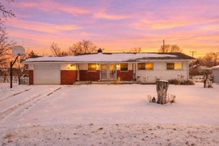 3281 Broadmore Drive, Bay City, MI 48706