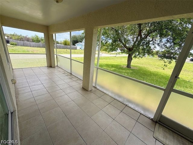 1701 NE 26th TER, Cape Coral, FL 33909