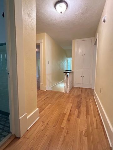 1055 N Pollard Avenue, Fayetteville, AR 72701