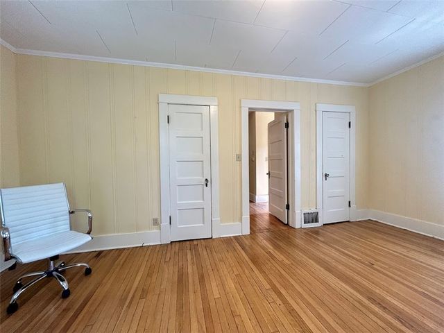 1055 N Pollard Avenue, Fayetteville, AR 72701