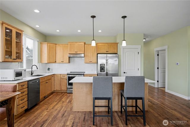 7328 Ashdown Lane SE, Olympia, WA 98513