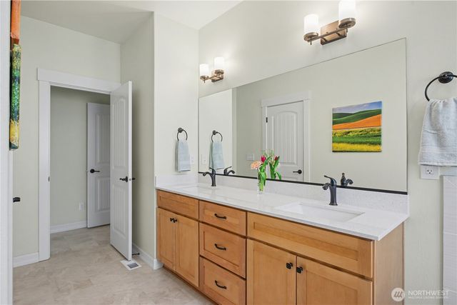 7328 Ashdown Lane SE, Olympia, WA 98513