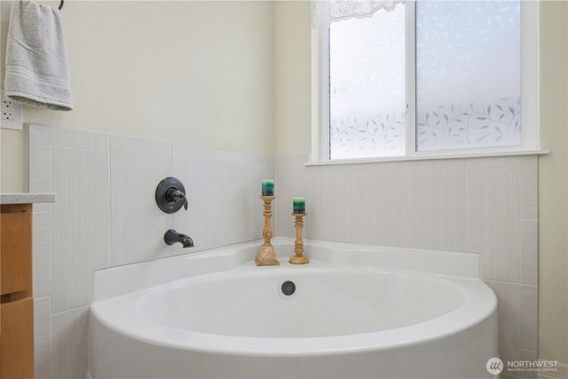 7328 Ashdown Lane SE, Olympia, WA 98513