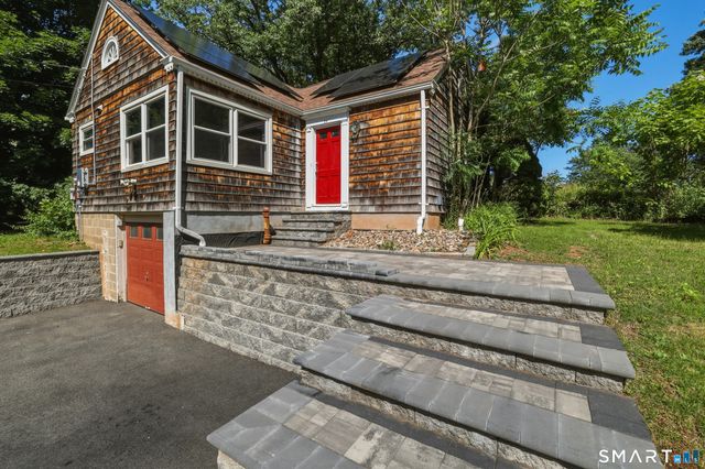 24 Guerney Avenue, Meriden, CT 06451