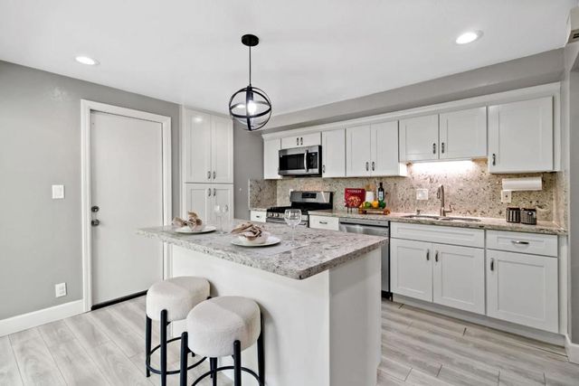 1760 Shady Creek Court, San Jose, CA 95148