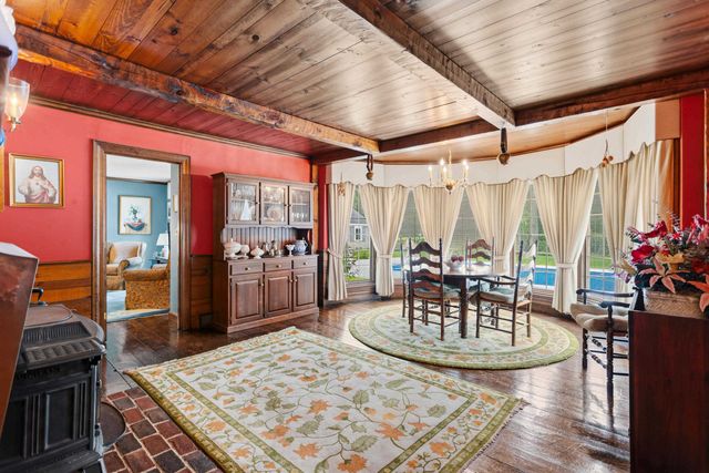 43 Pheasant Run, Bedford, NH 03110
