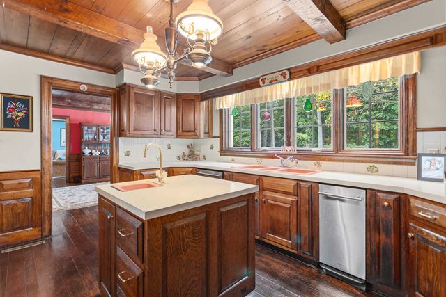 43 Pheasant Run, Bedford, NH 03110