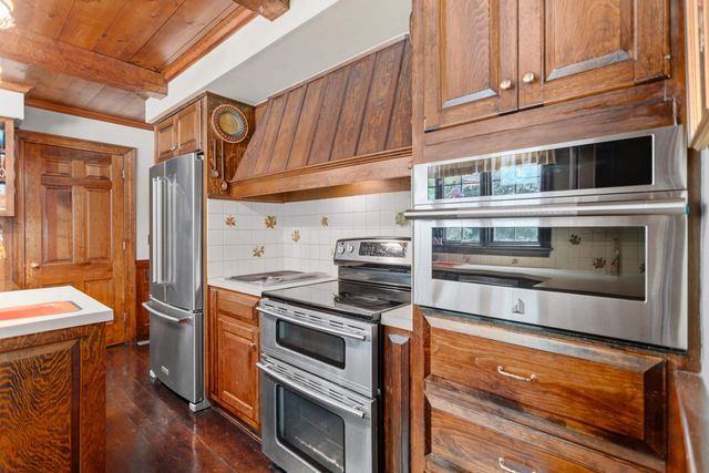 43 Pheasant Run, Bedford, NH 03110