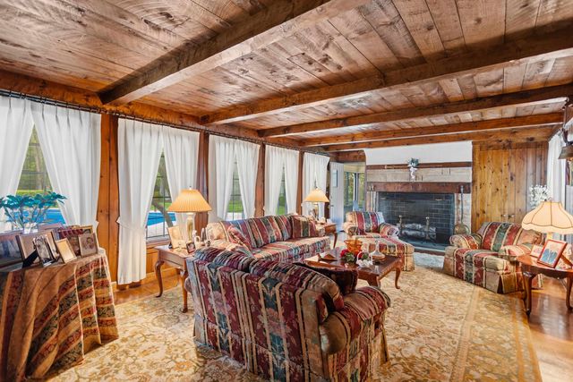 43 Pheasant Run, Bedford, NH 03110