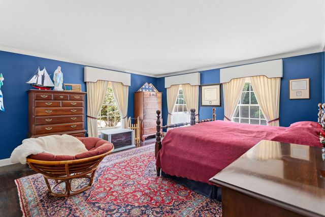 43 Pheasant Run, Bedford, NH 03110