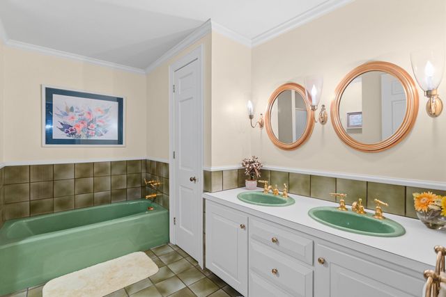 43 Pheasant Run, Bedford, NH 03110