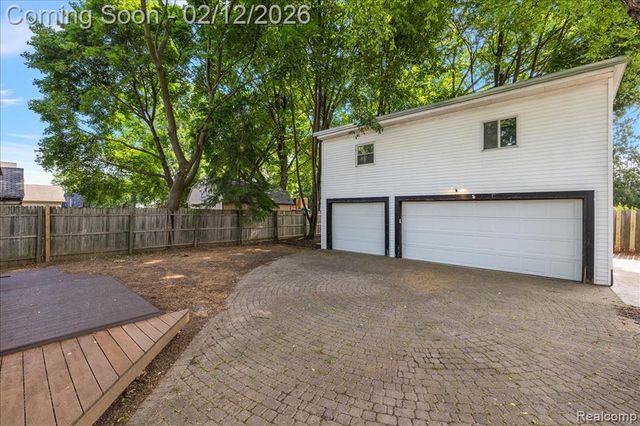 2342 Hartford Avenue, Waterford, MI 48327