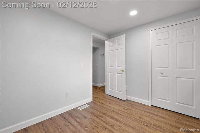 2342 Hartford Avenue, Waterford, MI 48327