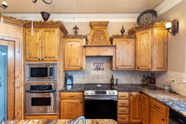 53482 E 332 Lp, Jay, OK 74346