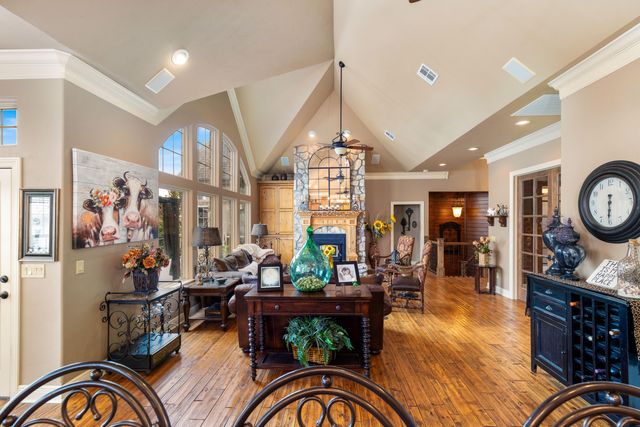 53482 E 332 Lp, Jay, OK 74346