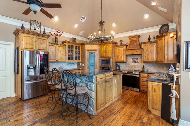 53482 E 332 Lp, Jay, OK 74346