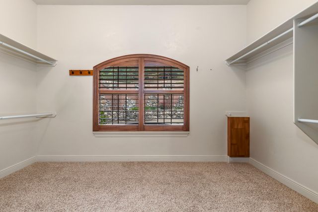 53482 E 332 Lp, Jay, OK 74346