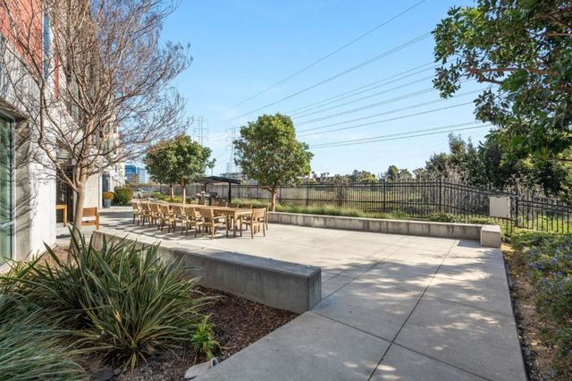 400 Mariners Island Boulevard 115, San Mateo, CA 94404