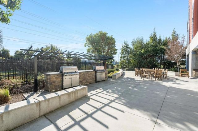 400 Mariners Island Boulevard 115, San Mateo, CA 94404