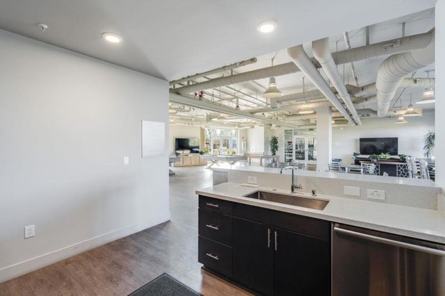 400 Mariners Island Boulevard 115, San Mateo, CA 94404