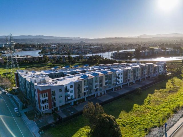 400 Mariners Island Boulevard 115, San Mateo, CA 94404