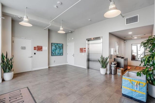 400 Mariners Island Boulevard 115, San Mateo, CA 94404