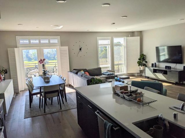 400 Mariners Island Boulevard 115, San Mateo, CA 94404