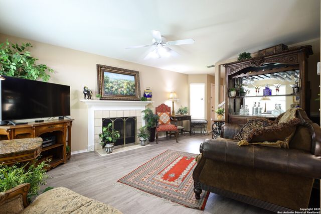 6020 Loch Maree # 6020, San Antonio, TX 78240