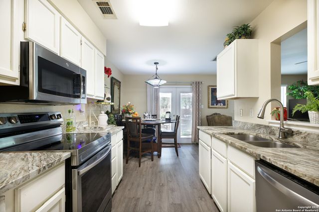 6020 Loch Maree # 6020, San Antonio, TX 78240