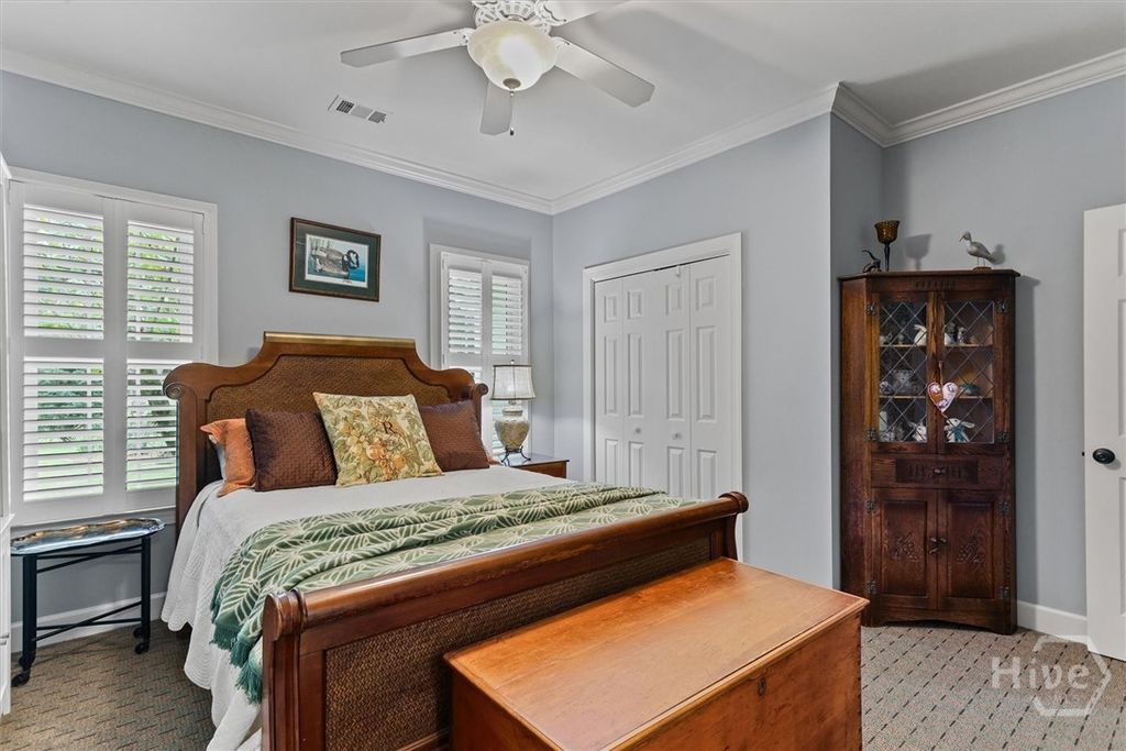 Image 10 of property listing at 105 Baymeadow Point, Savannah, GA 31405