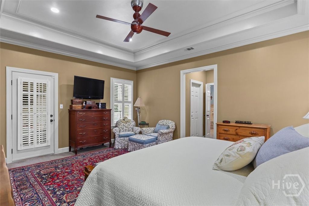 Image 23 of property listing at 105 Baymeadow Point, Savannah, GA 31405