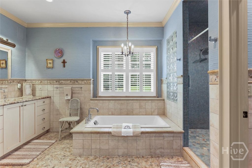 Image 26 of property listing at 105 Baymeadow Point, Savannah, GA 31405