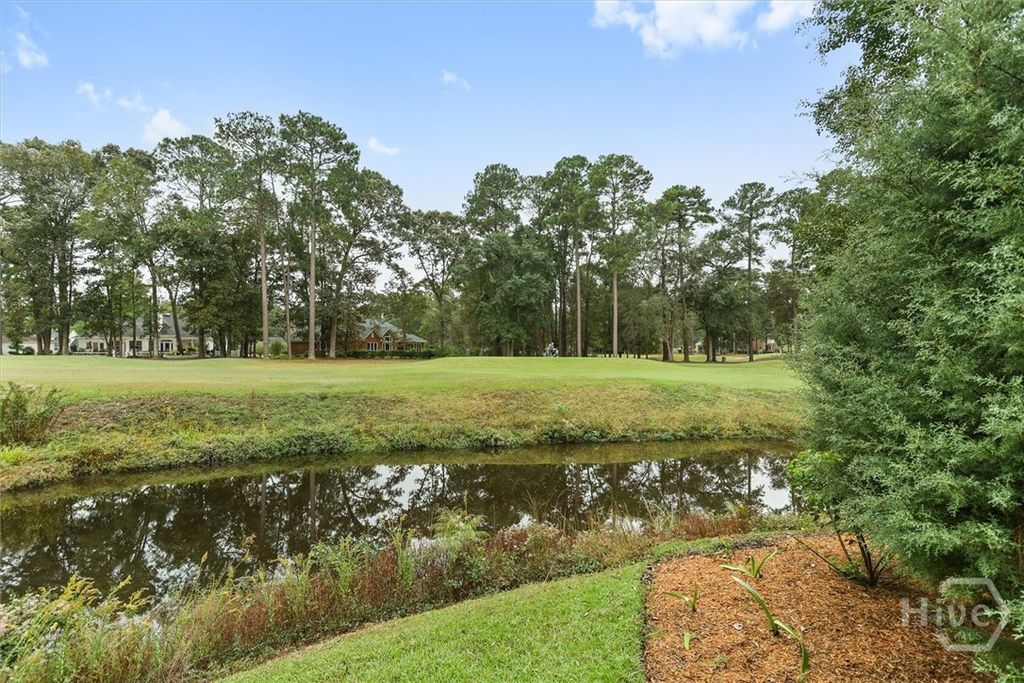Image 54 of property listing at 105 Baymeadow Point, Savannah, GA 31405
