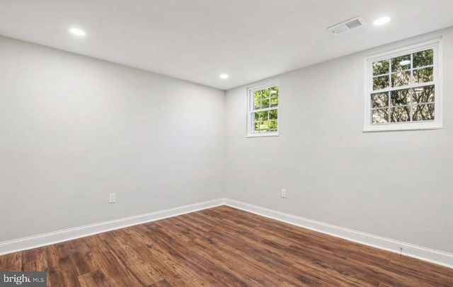 7081 LEEWOOD FOREST DR, Springfield, VA 22151