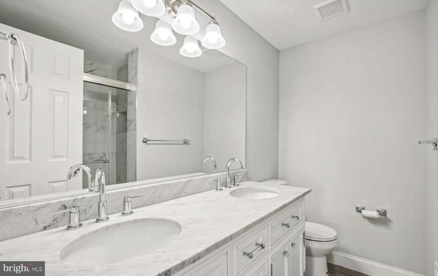 7081 LEEWOOD FOREST DR, Springfield, VA 22151