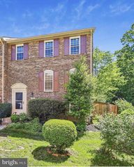 7081 LEEWOOD FOREST DR, Springfield, VA 22151