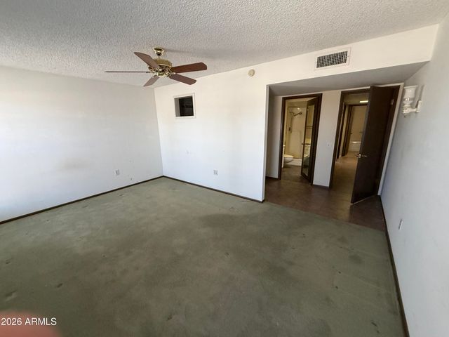 20402 N 124TH Drive, Sun City West, AZ 85375