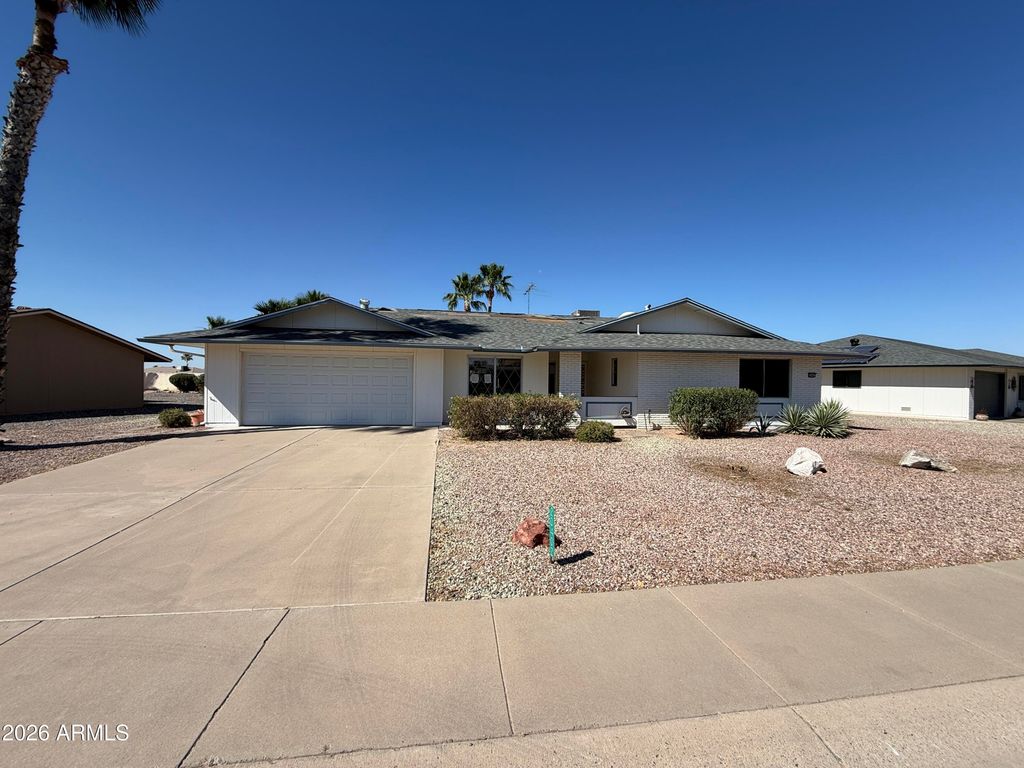 20402 N 124TH Drive, Sun City West, AZ 85375